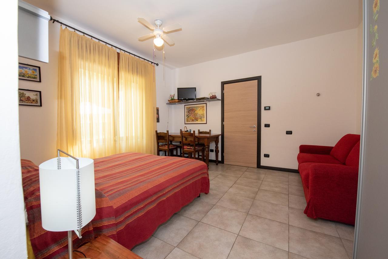 Il Boschetto Appartement Torri Del Benaco Buitenkant foto