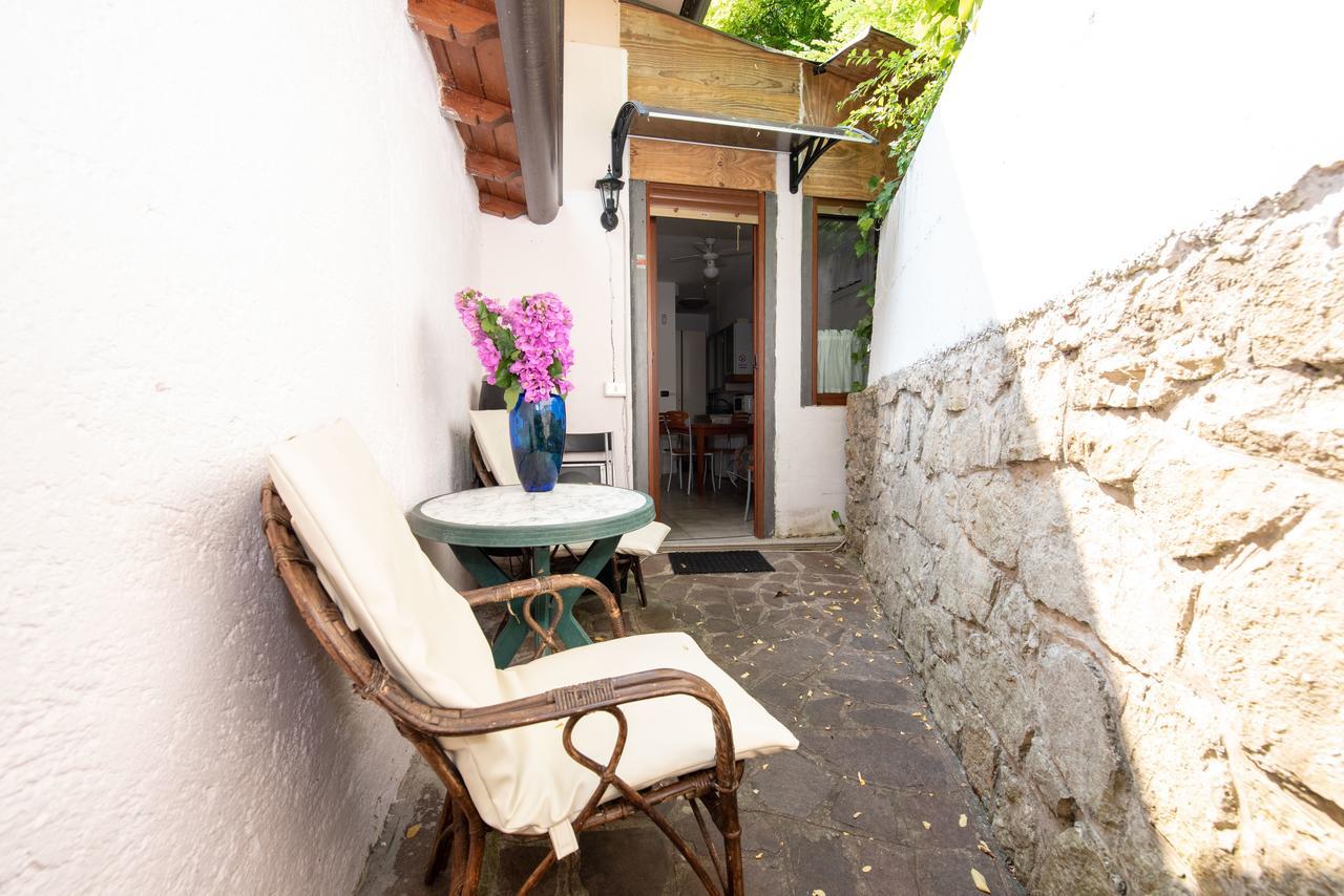 Il Boschetto Appartement Torri Del Benaco Buitenkant foto