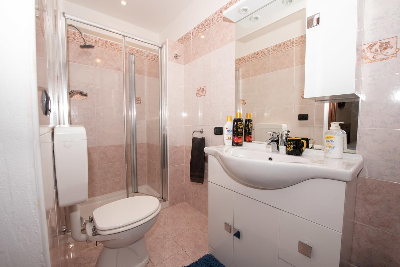 Il Boschetto Appartement Torri Del Benaco Buitenkant foto